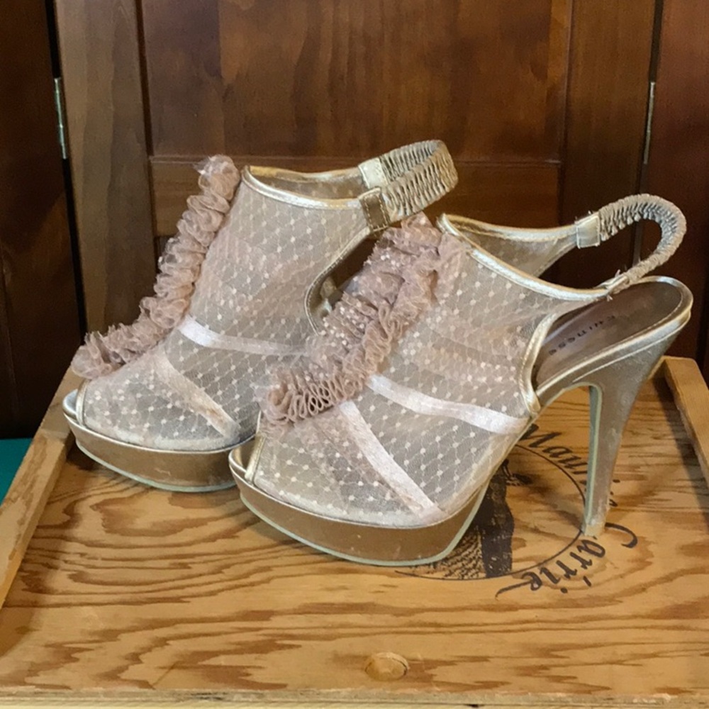 Chinese Laundry Heeled Ankle Bootie size 8.5 - Picture 1 of 6